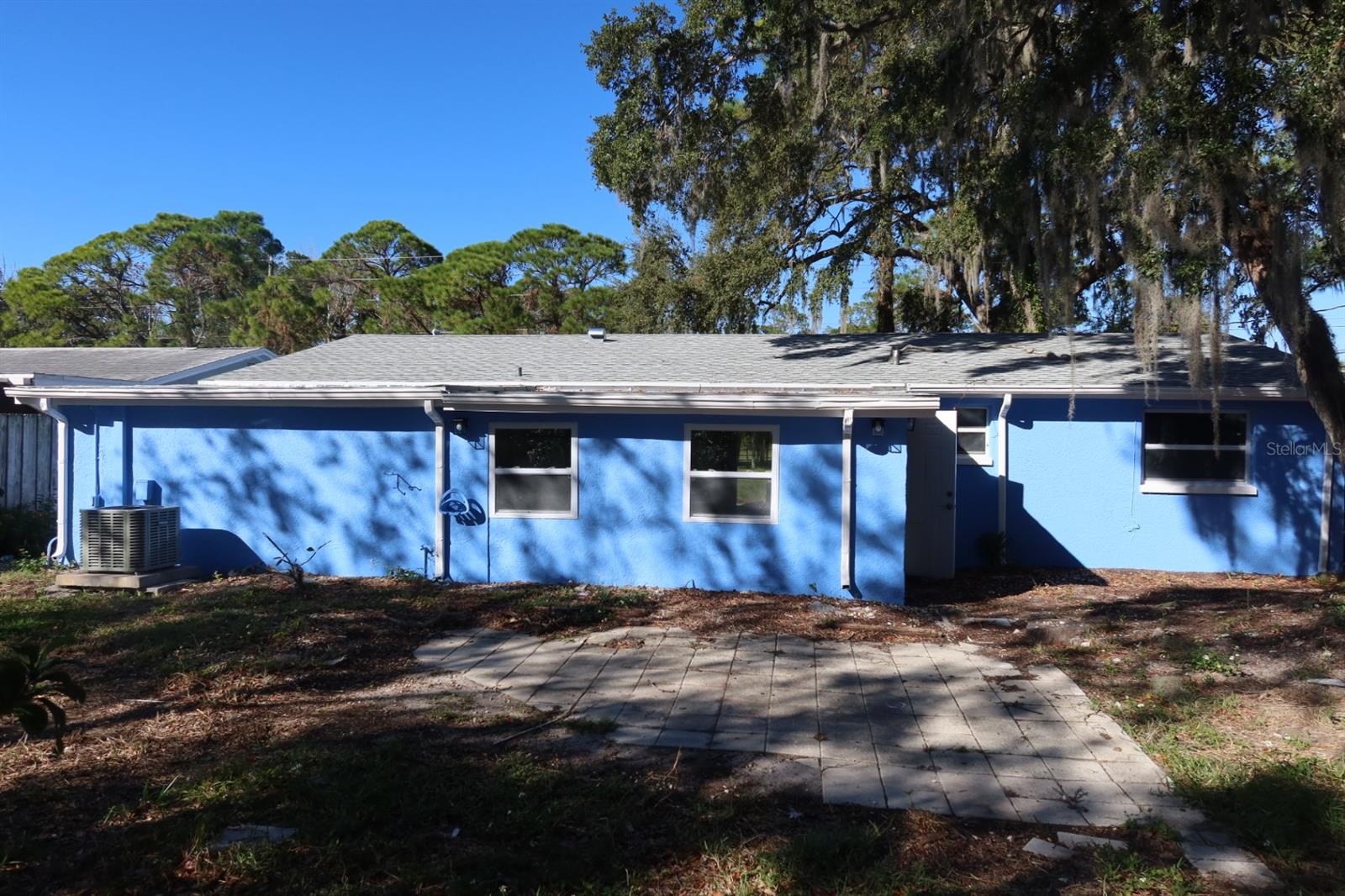 BAY PARK ESTATES - Residential