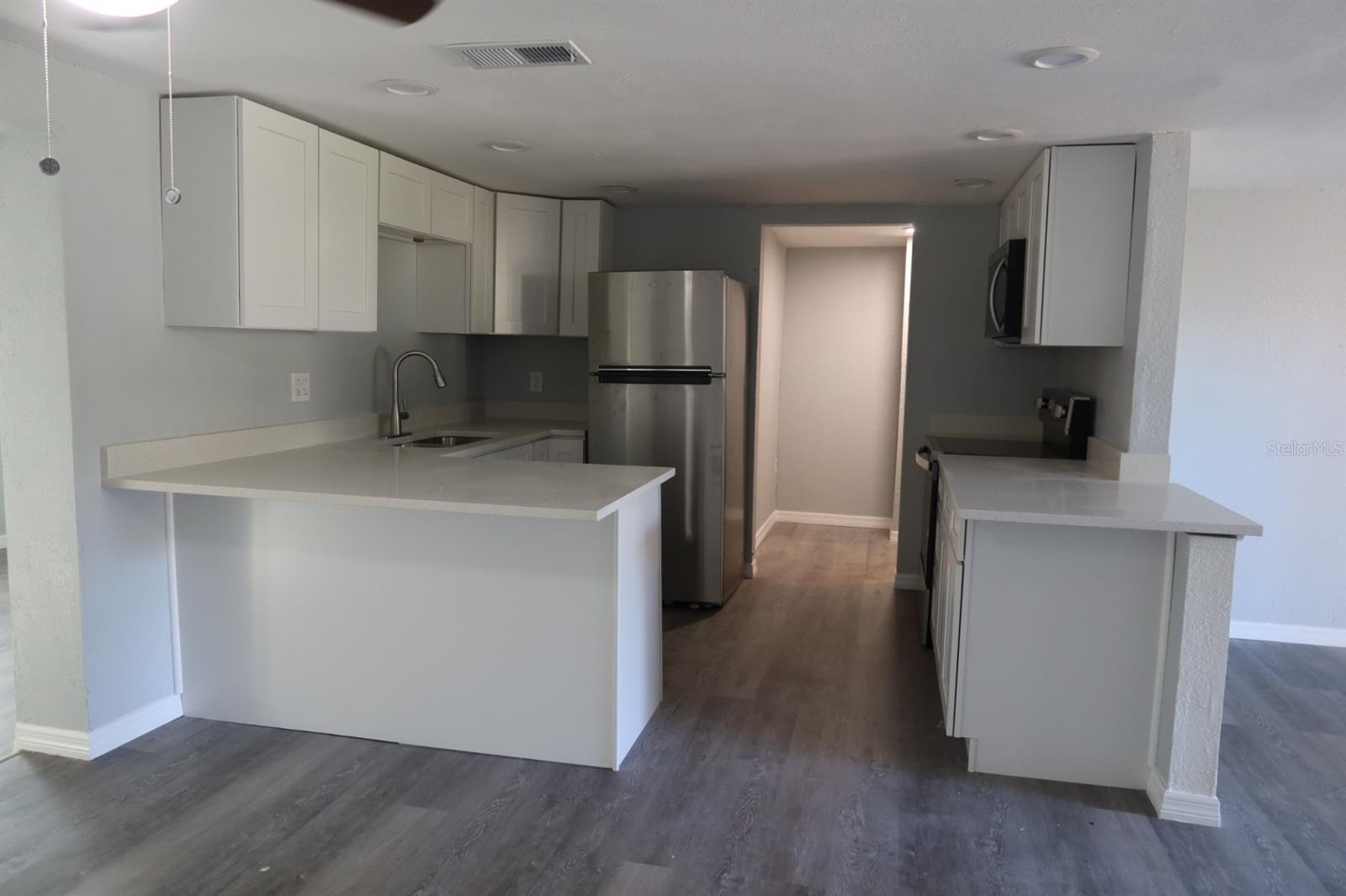 BAY PARK ESTATES - Residential