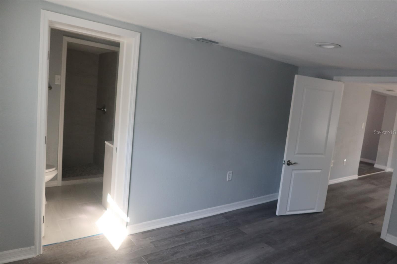 BAY PARK ESTATES - Residential