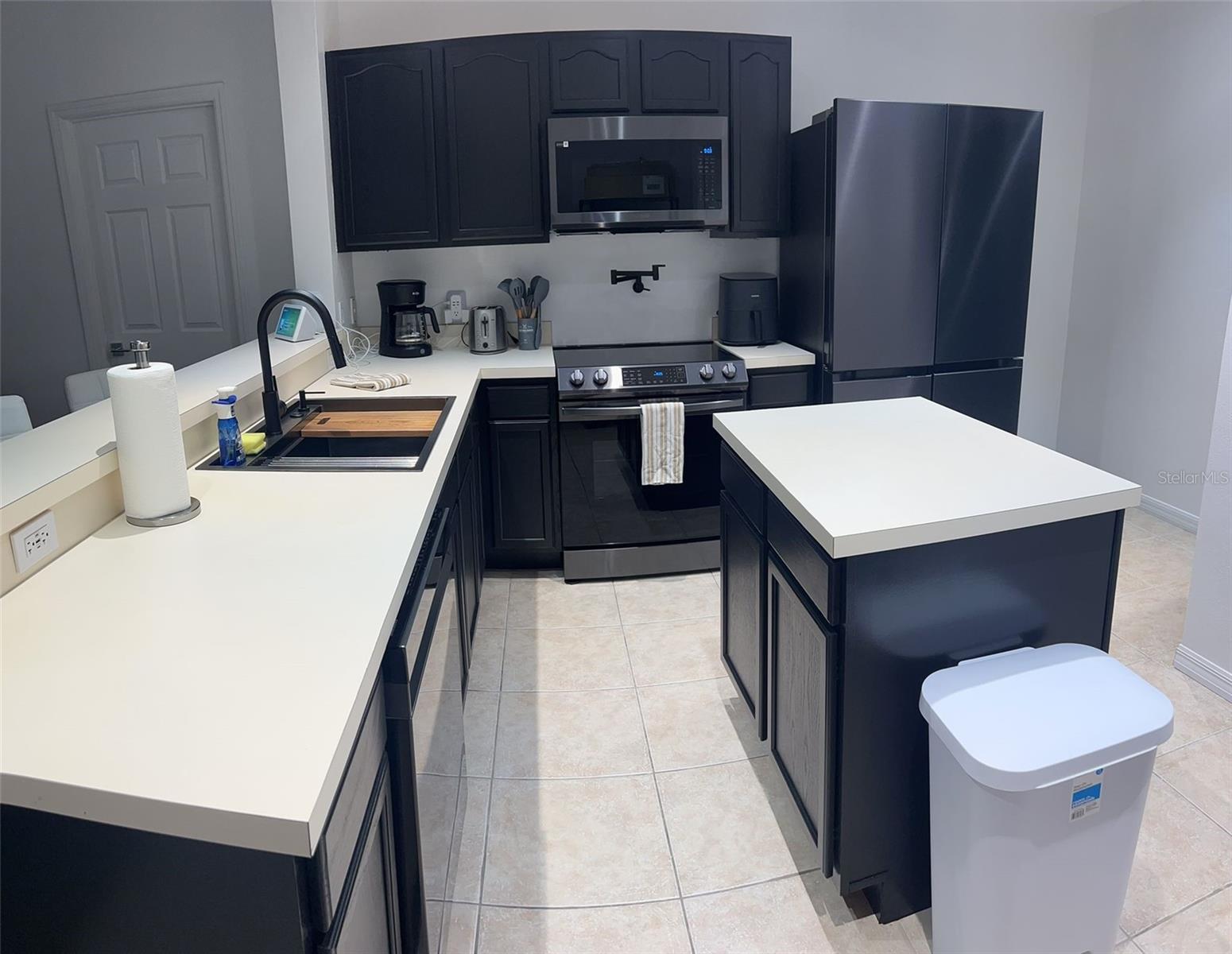 OAK RDG CONDO PH 3 - Residential