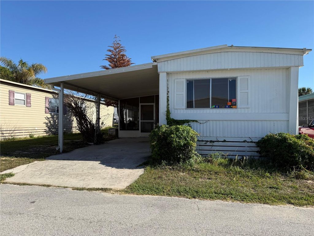 Photo of 17730 Us Hwy 27 #43, Clermont, FL 34715 (MLS # O6402771)