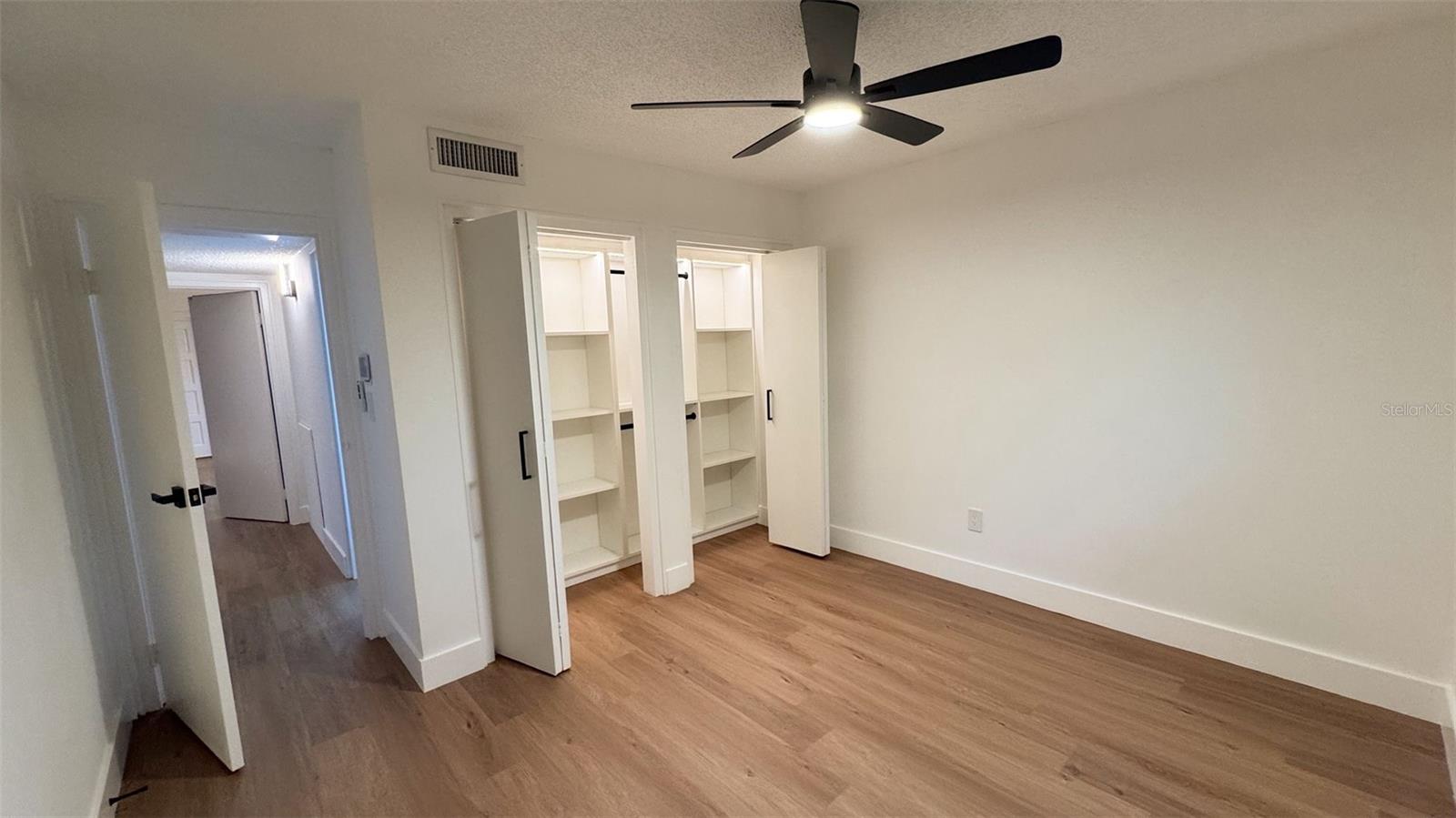 PINELOCH LAKE APTS - Residential