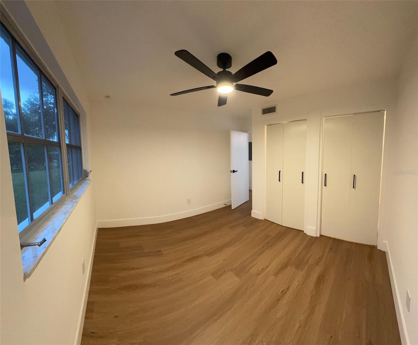 PINELOCH LAKE APTS - Residential