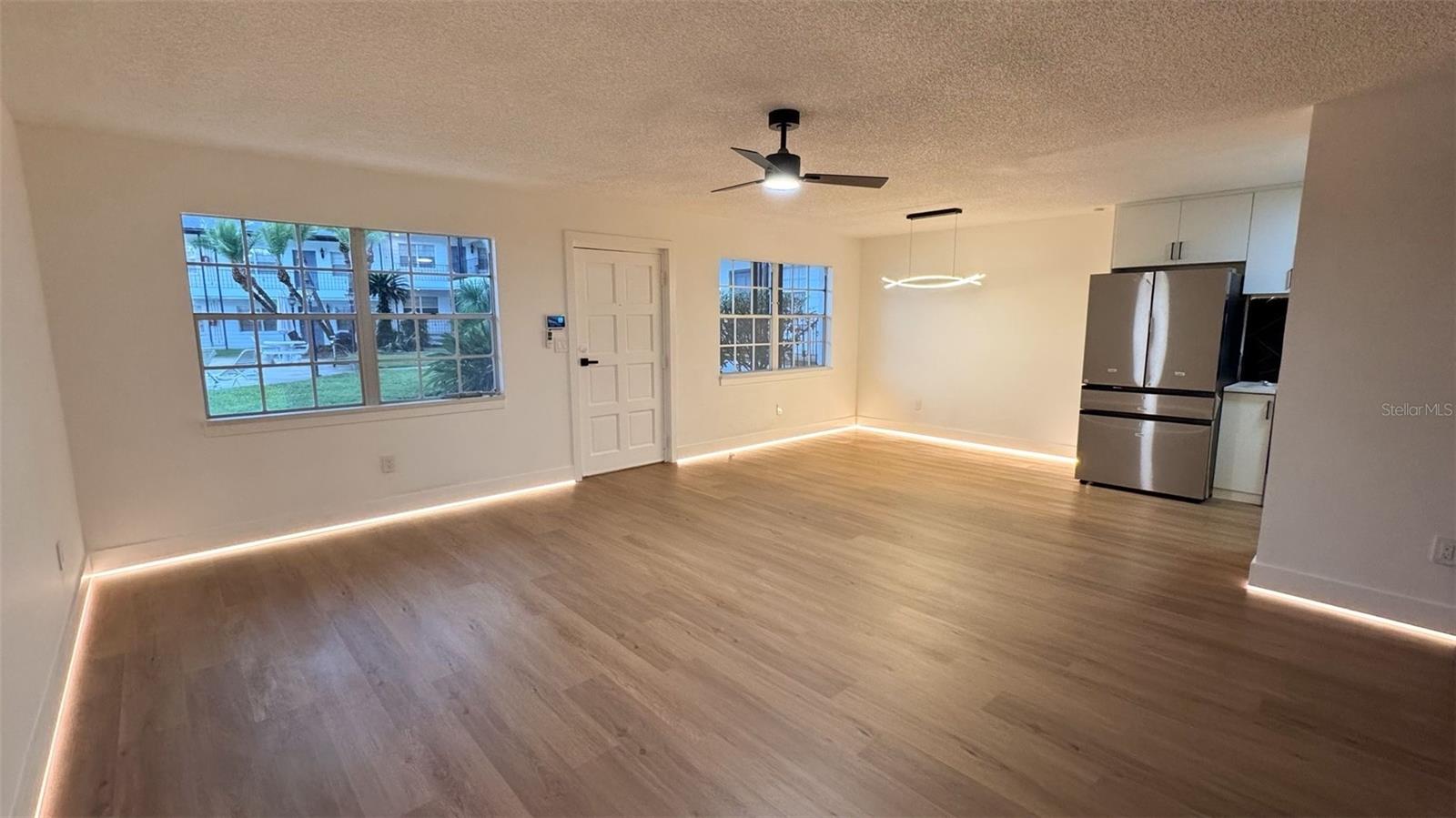 PINELOCH LAKE APTS - Residential