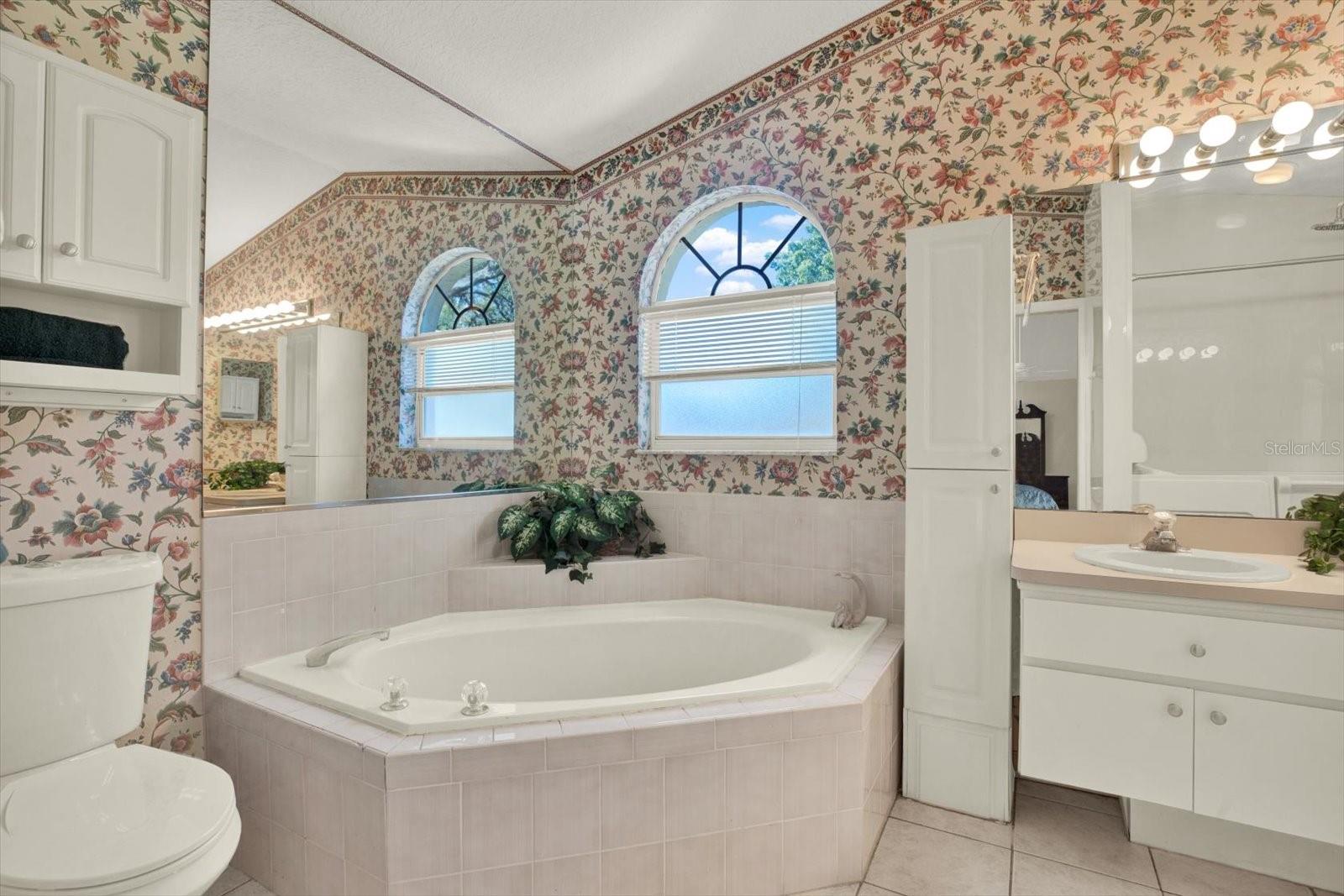 GLEN LAKES - Residential