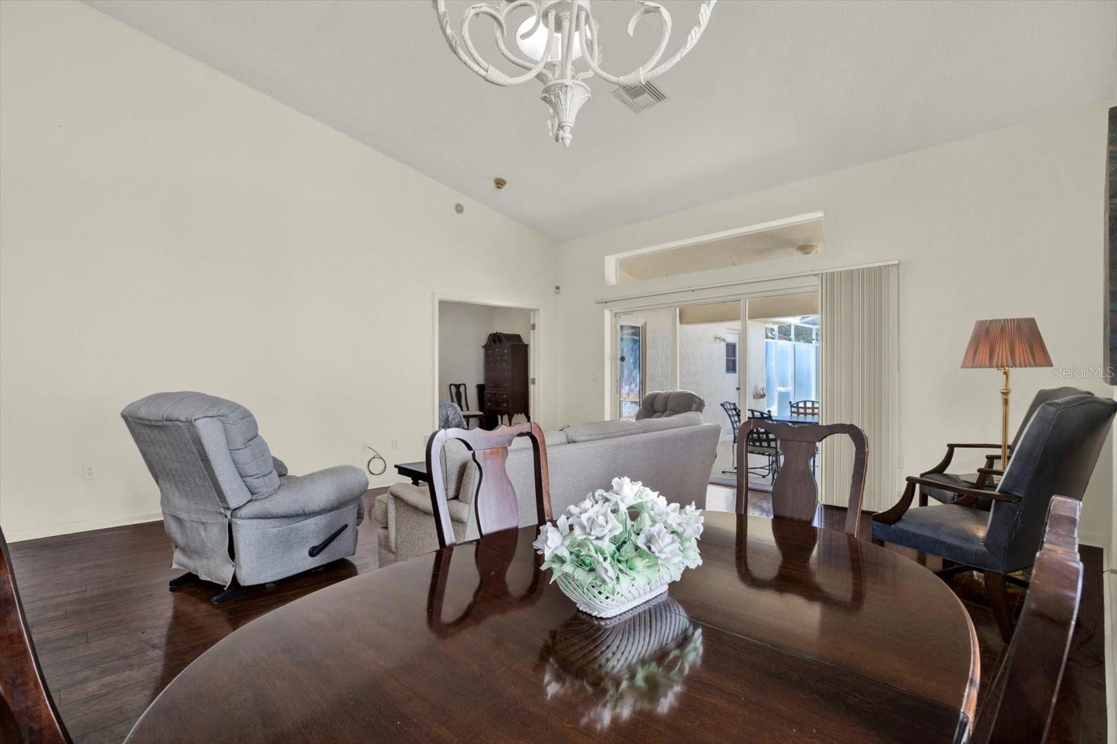 GLEN LAKES - Residential