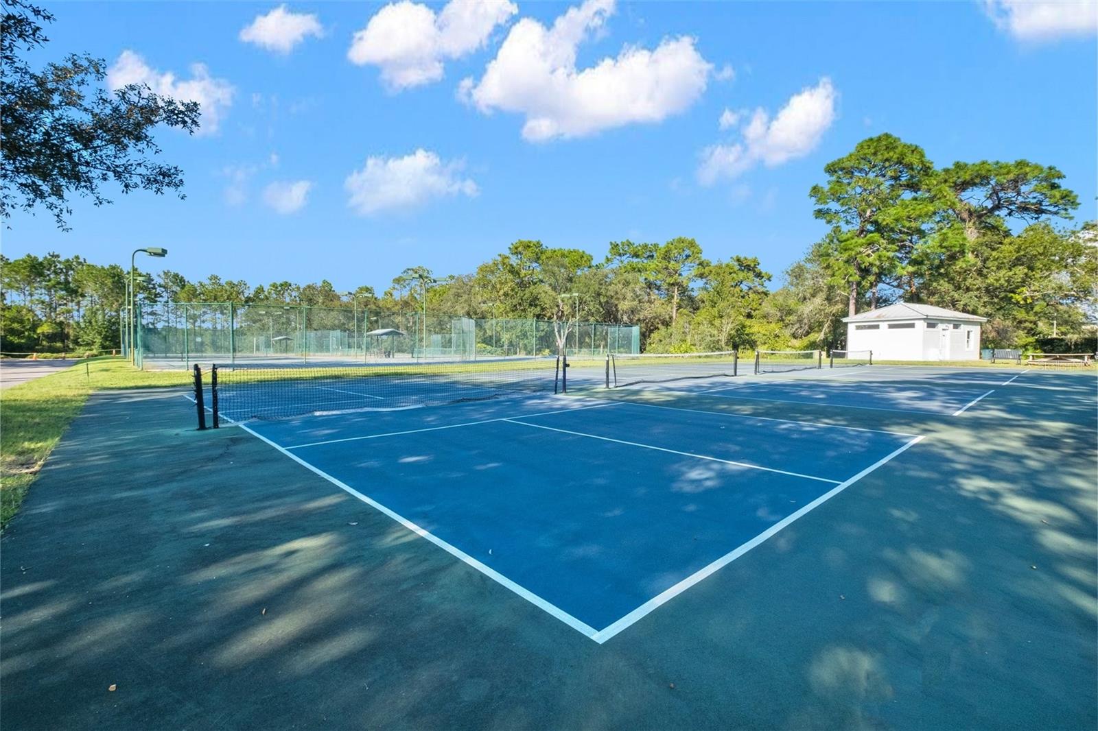 GLEN LAKES - Residential