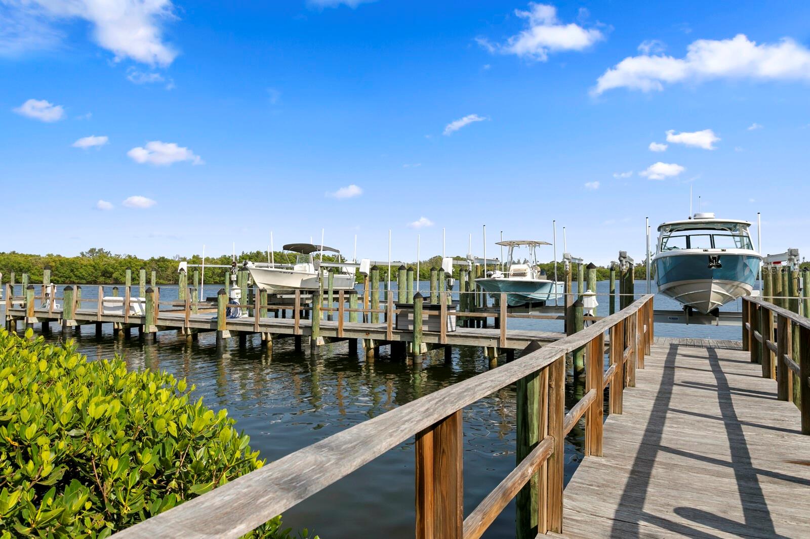 VENETIAN BAY - Residential