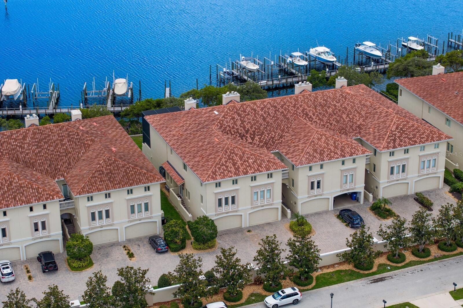 VENETIAN BAY - Residential