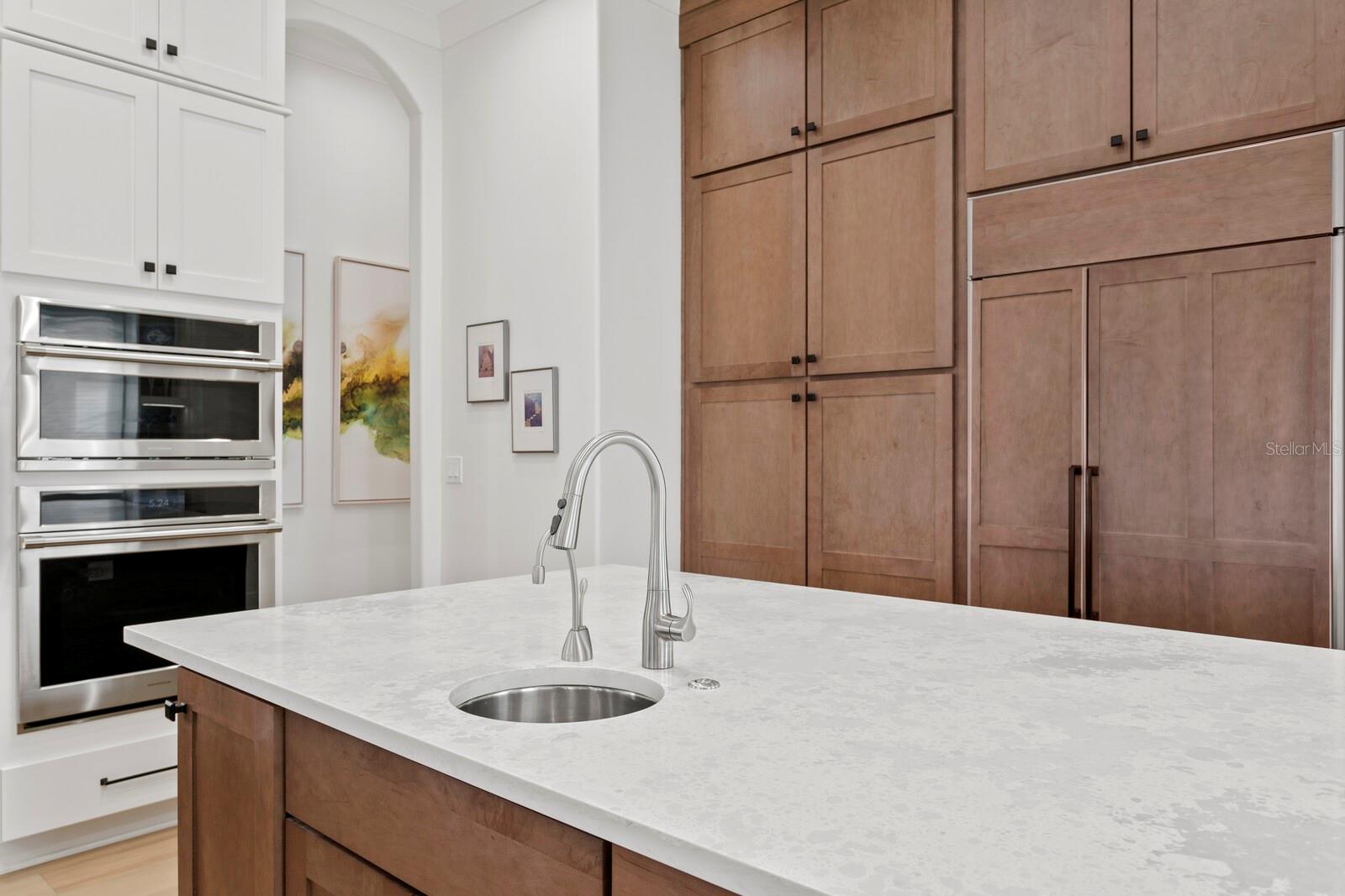 VENETIAN BAY - Residential