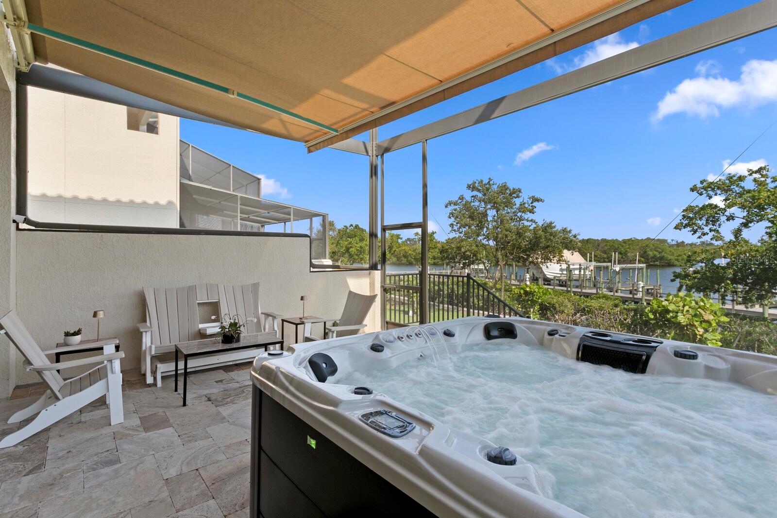 VENETIAN BAY - Residential