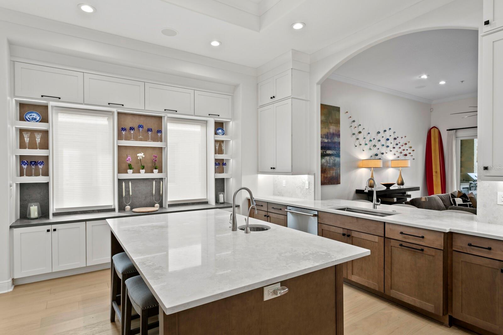 VENETIAN BAY - Residential