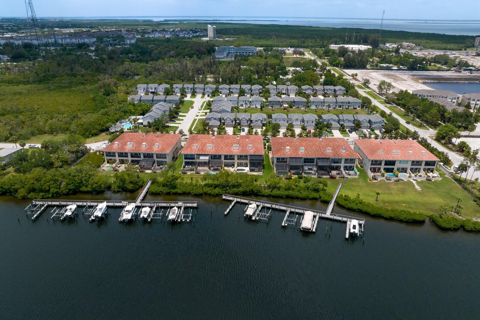 VENETIAN BAY - Residential