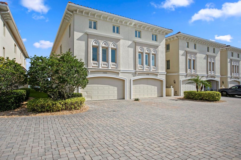 Photo of 1040 Paseo Del Rio NE, St Petersburg, FL 33702 (MLS # TB8431967)