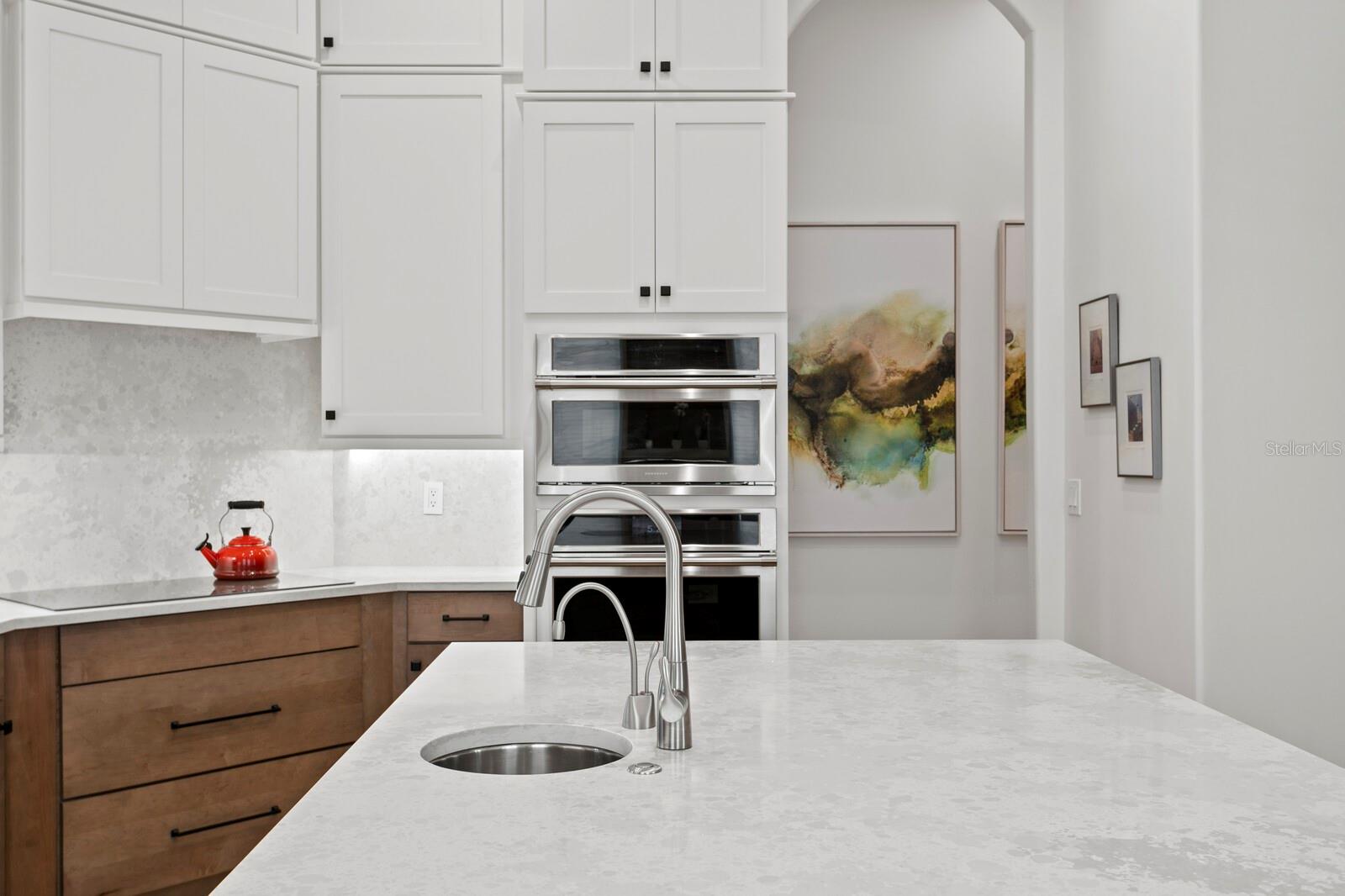 VENETIAN BAY - Residential