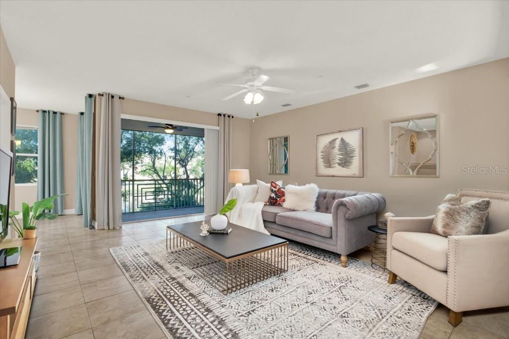 SEMINOLE ISLE TWNHMS - Residential
