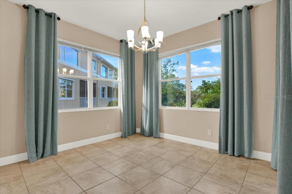 SEMINOLE ISLE TWNHMS - Residential