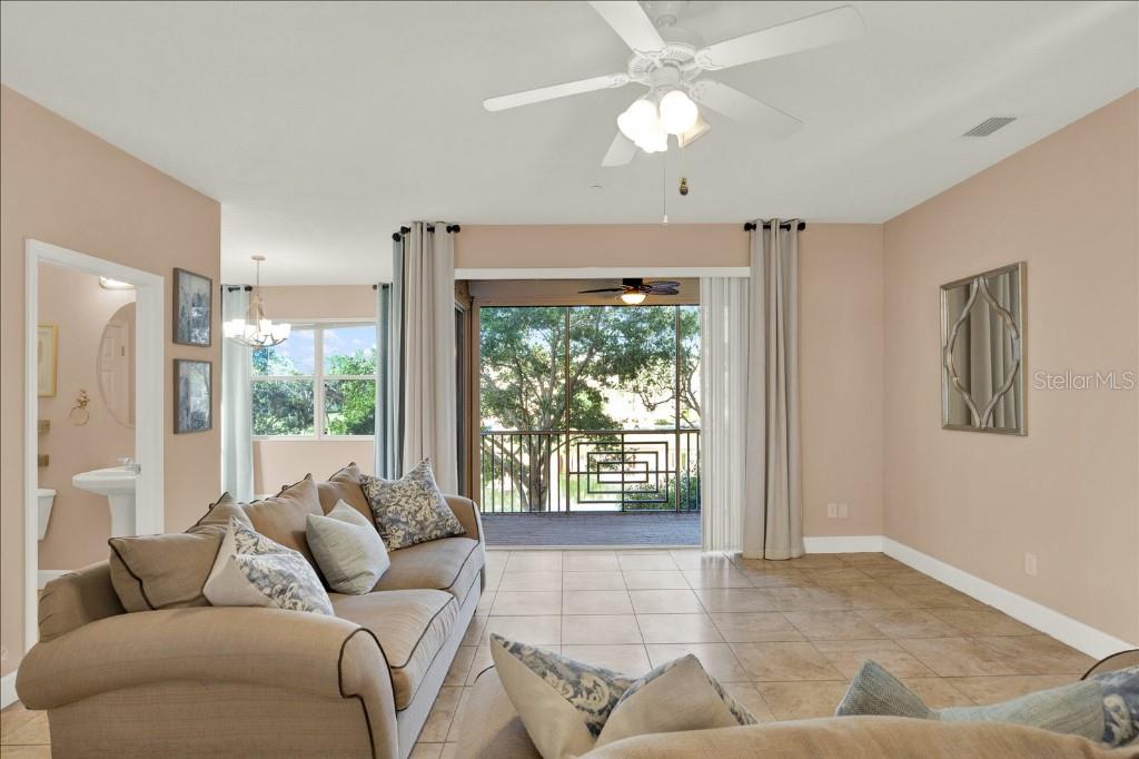 7172 ISLAMORADA CIRCLE