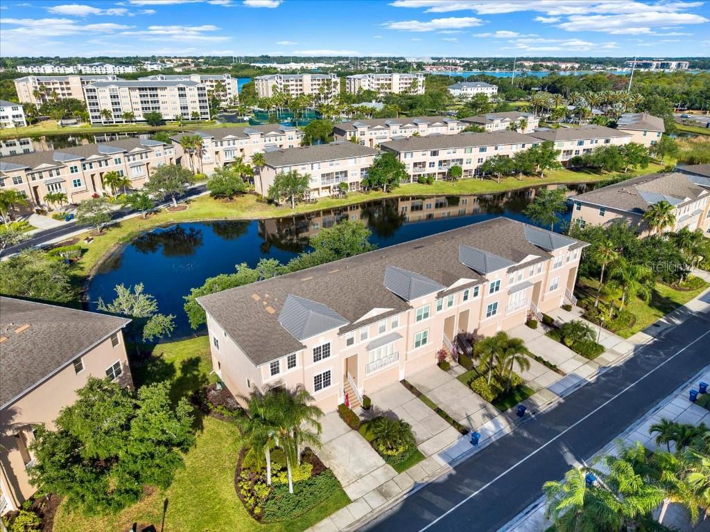 SEMINOLE ISLE TWNHMS - Residential