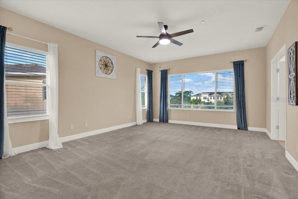 SEMINOLE ISLE TWNHMS - Residential