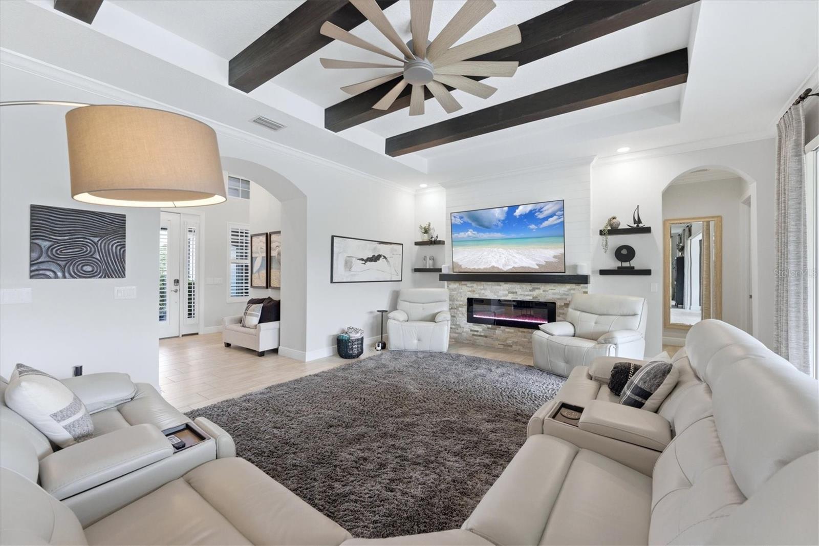 COUNTRY CLUB EAST AT LAKEWOOD RANCH - Residential