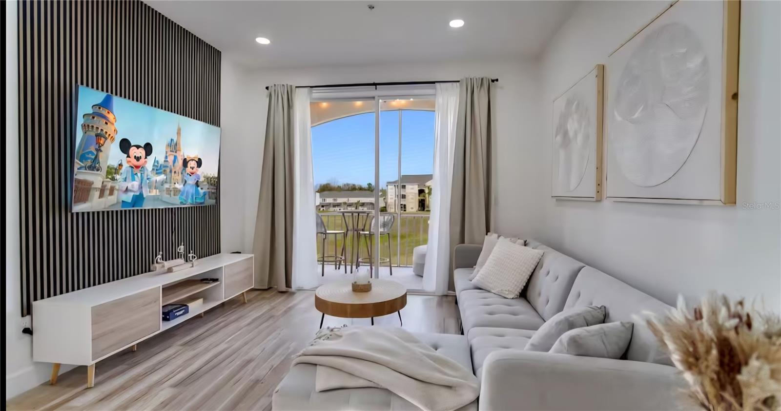 8103 COCONUT PALM WAY 203