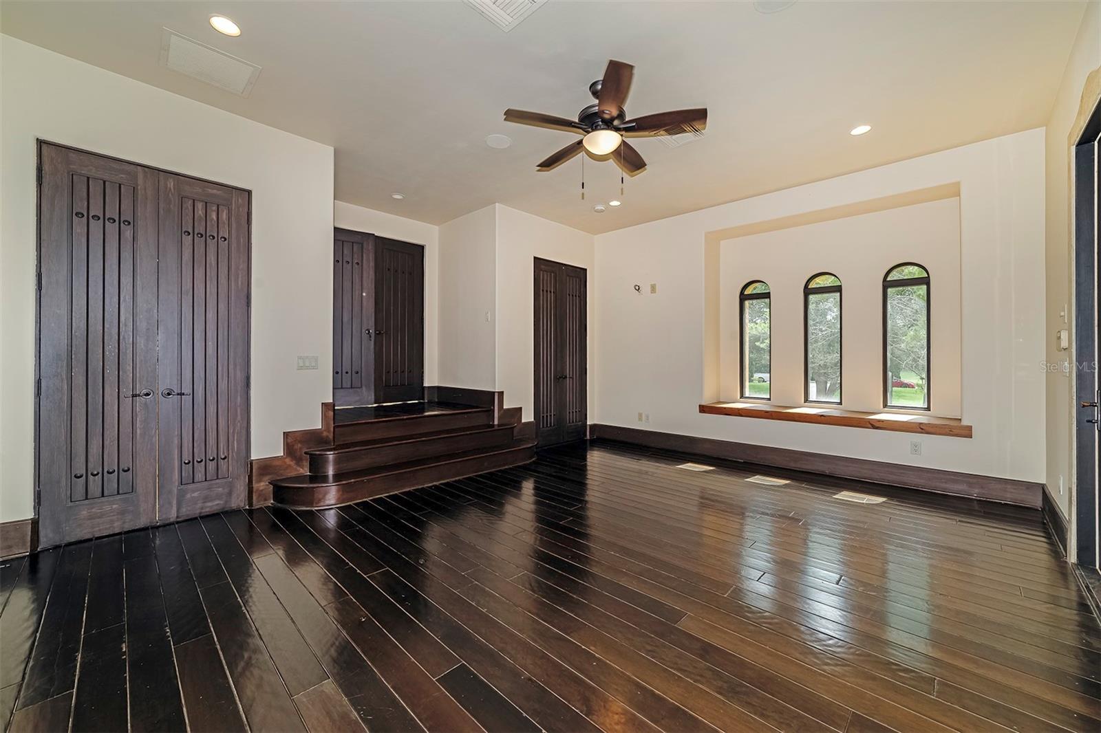 BELLA COLLINA SUB - Residential