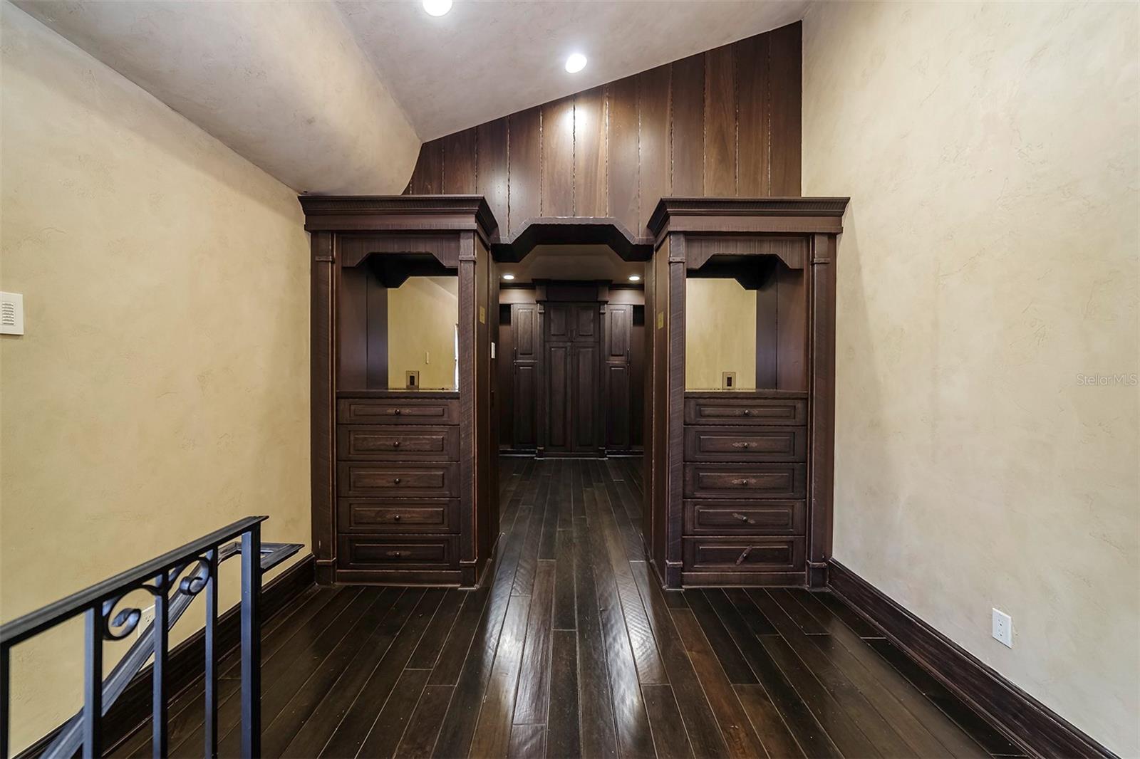 BELLA COLLINA SUB - Residential