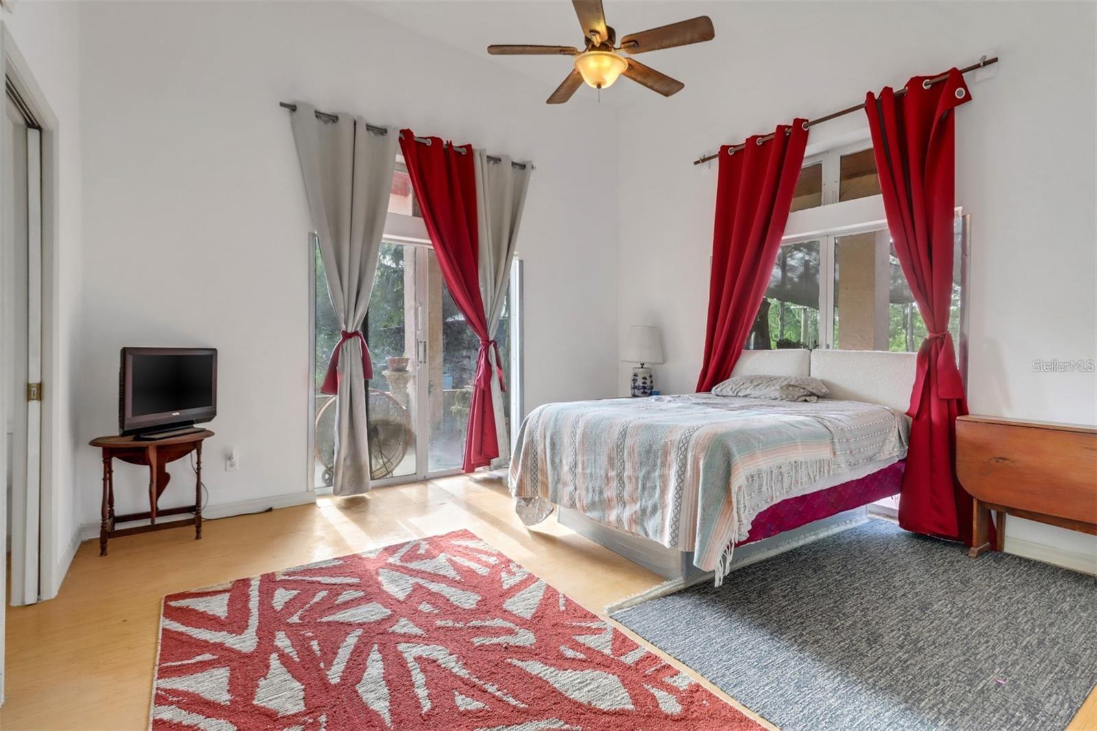 ACREAGE HEADER - Residential