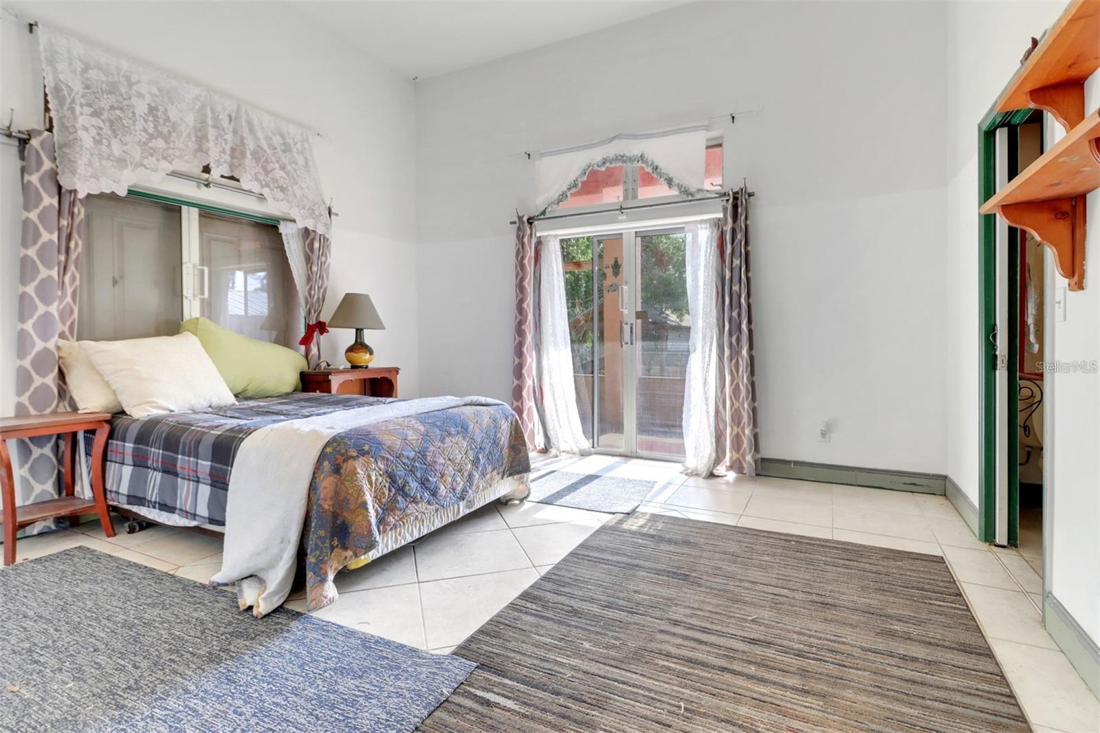 ACREAGE HEADER - Residential