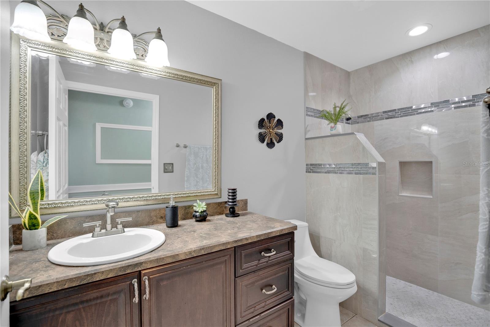 DELTONA LAKES UNIT 05 - Residential