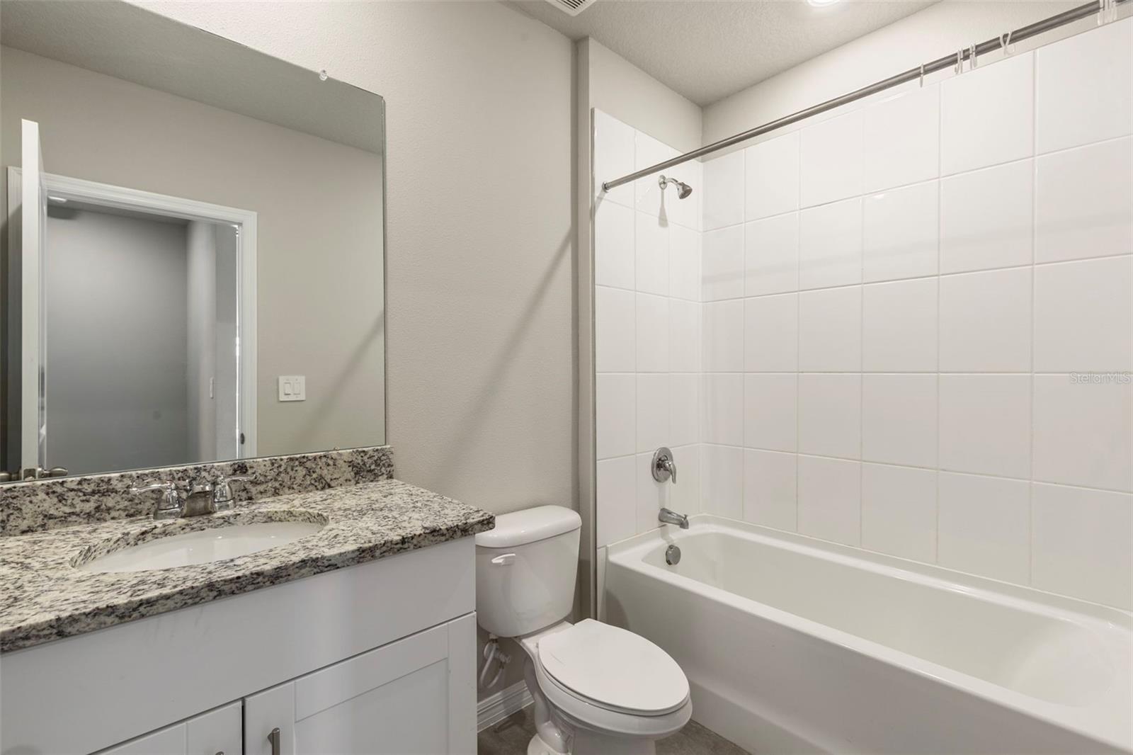 PARK EAST - Residential