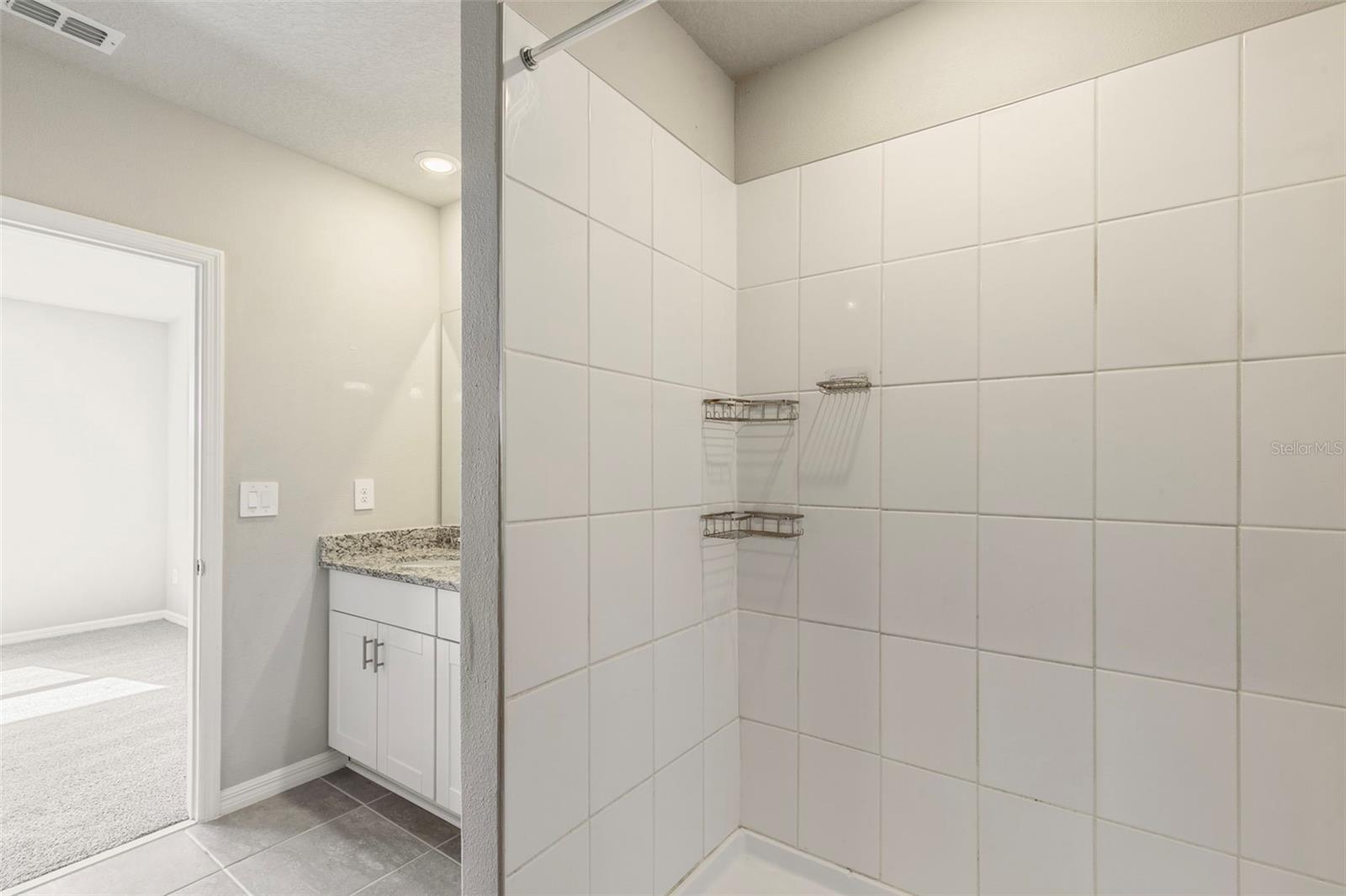 PARK EAST - Residential