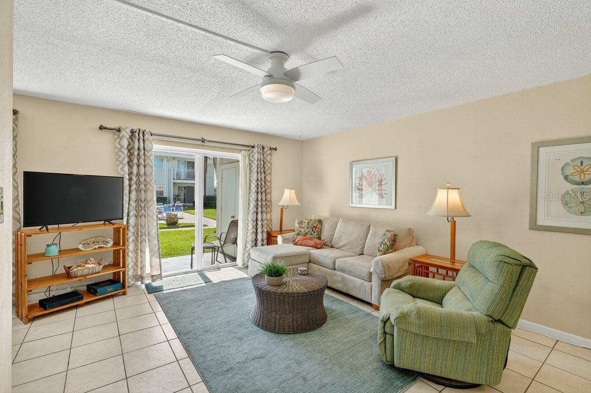 VILLAGE COLONY BEACH CLUB - Residential