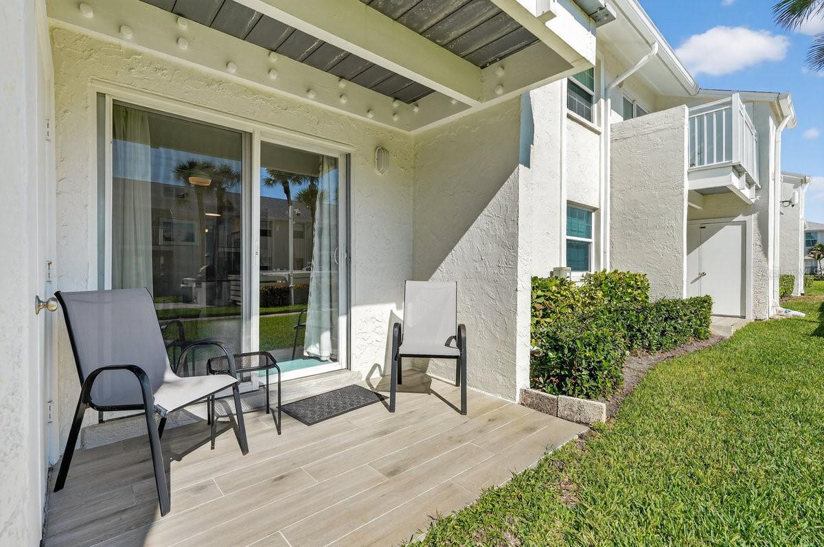 VILLAGE COLONY BEACH CLUB - Residential