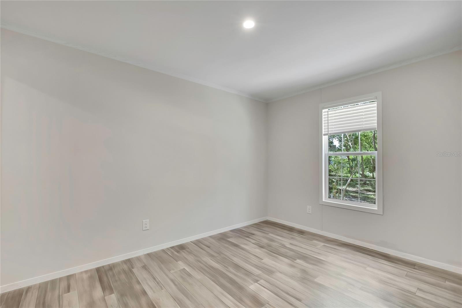 APACHE SHORES UNIT 04 - Residential
