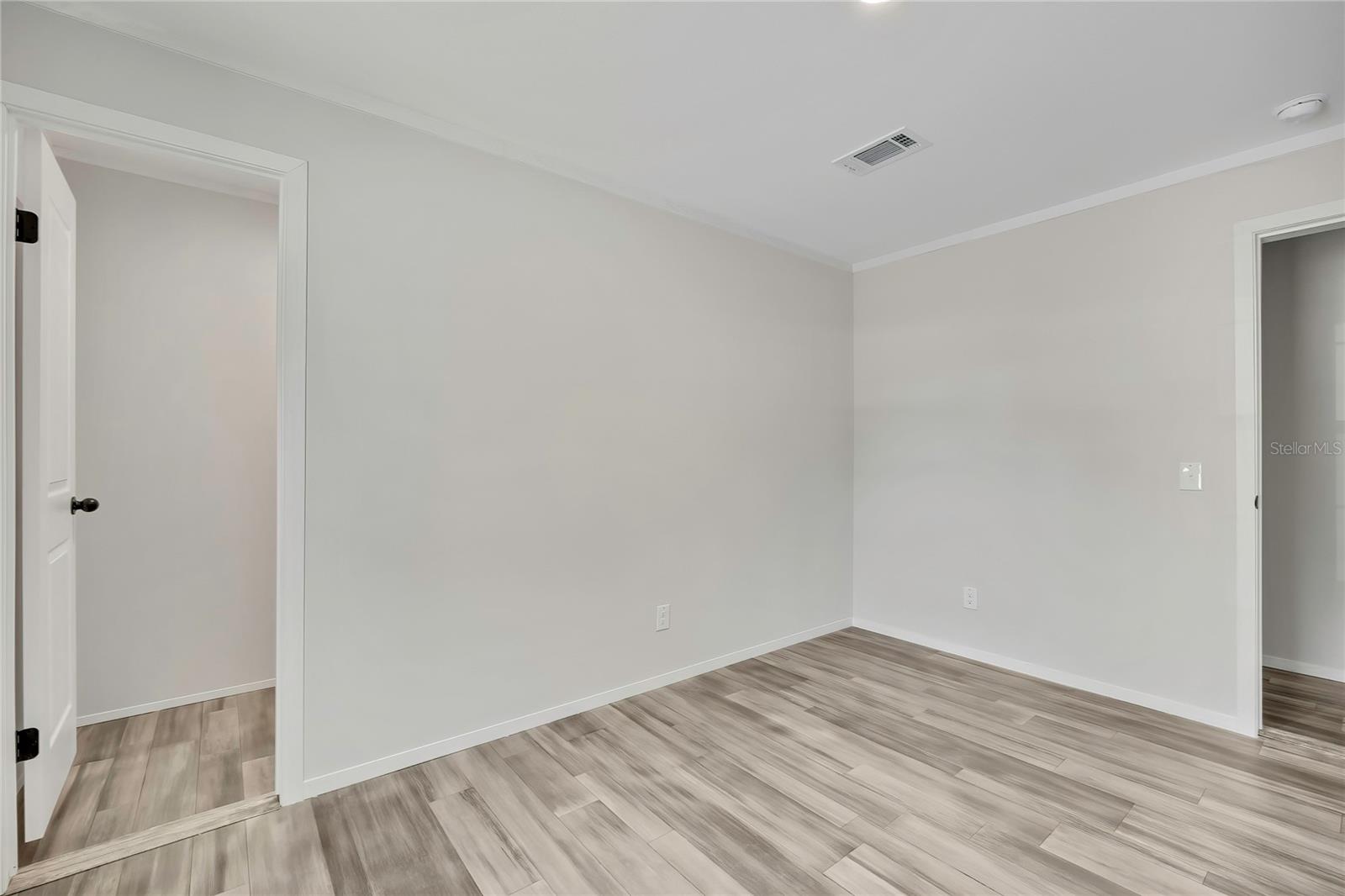 APACHE SHORES UNIT 04 - Residential