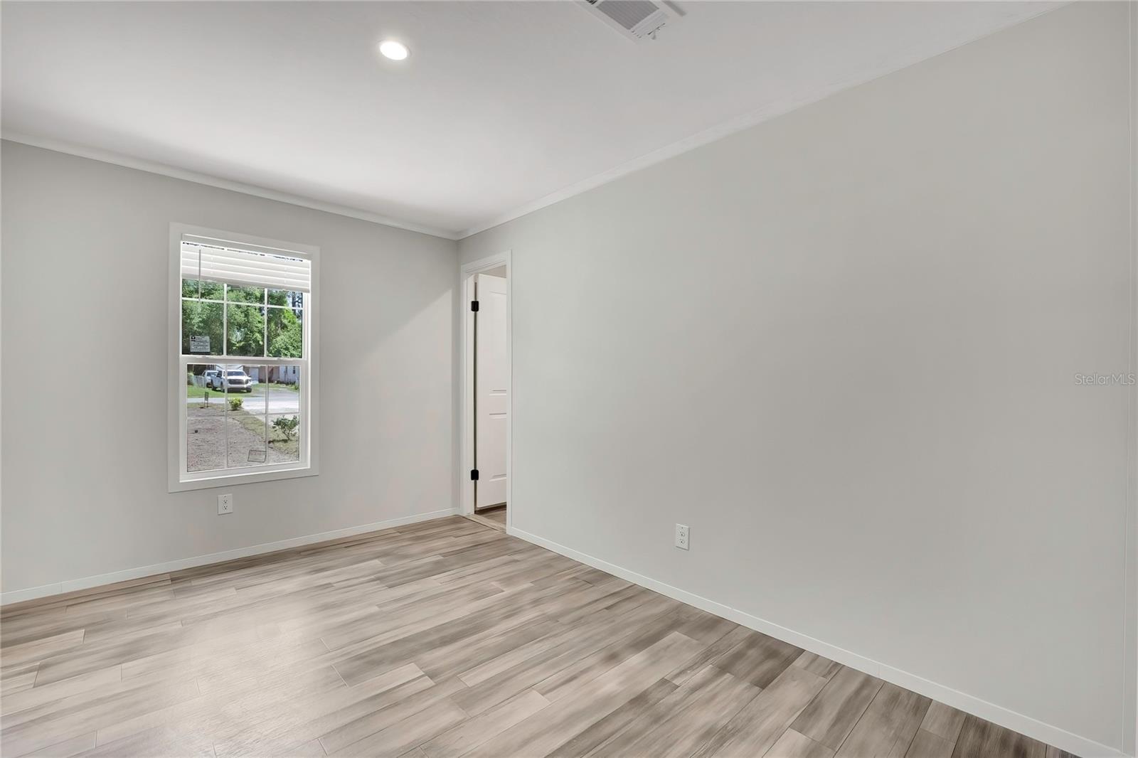 APACHE SHORES UNIT 04 - Residential
