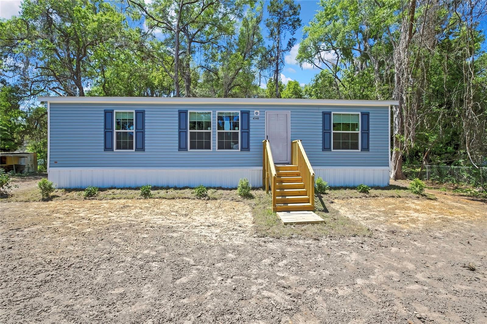 APACHE SHORES UNIT 04 - Residential