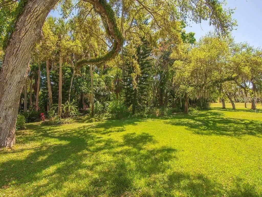 Photo of 7 Vista Gardens Trail #105, Vero Beach, FL 32962 (MLS # O6376235)