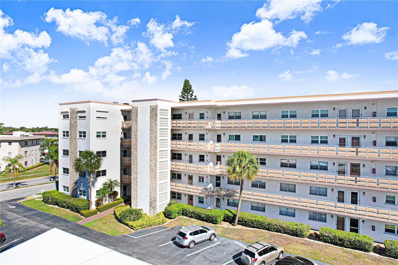 FIVE TOWNS OF ST PETE - Residential