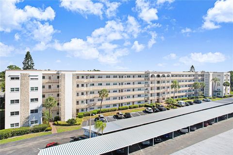 Photo of 5603 80th Street N #303, St Petersburg, FL 33709 (MLS # A4691006)