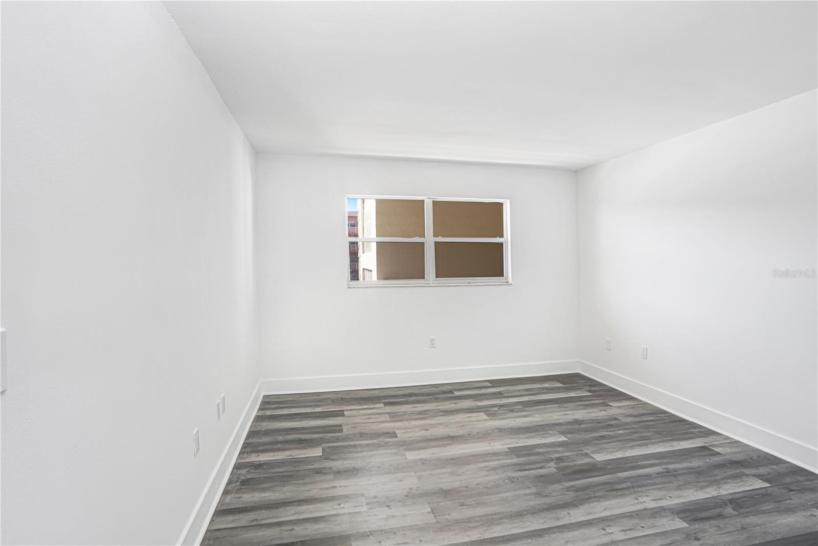 FIVE TOWNS OF ST PETE - Residential