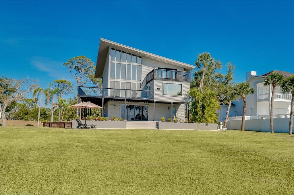 Photo of 1089 Bayshore Drive, Englewood, FL 34223 (MLS # N6141853)