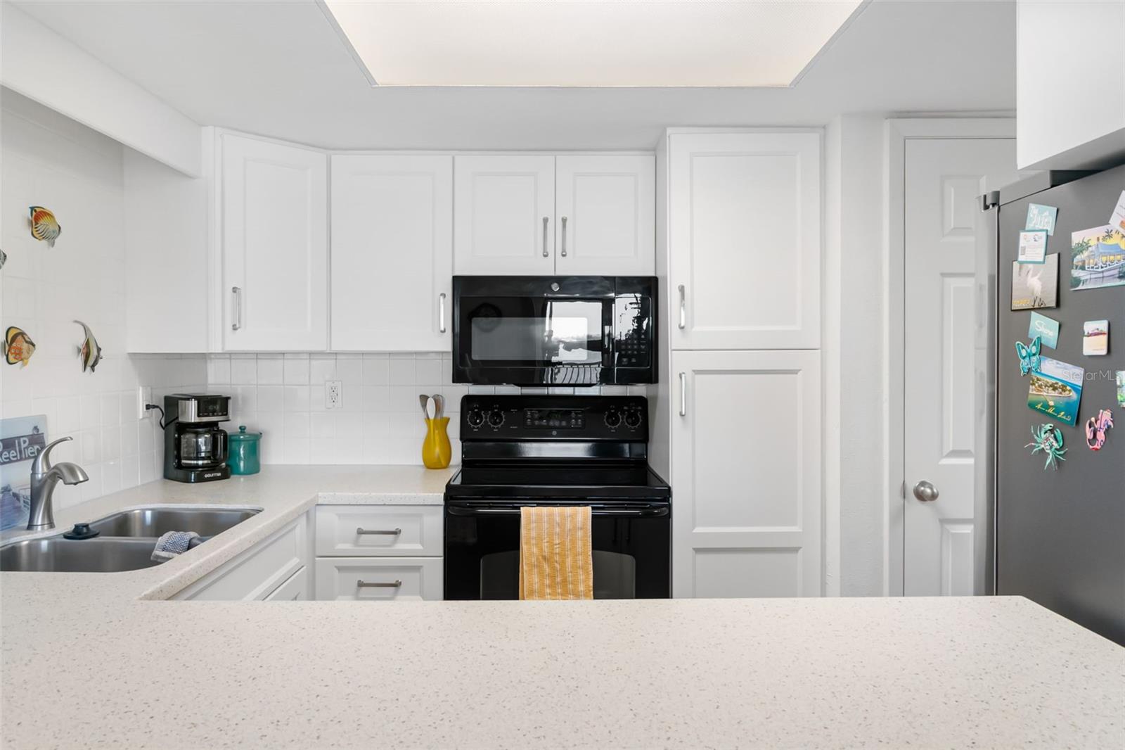 PELICAN COVE RESORT PH II - Residential