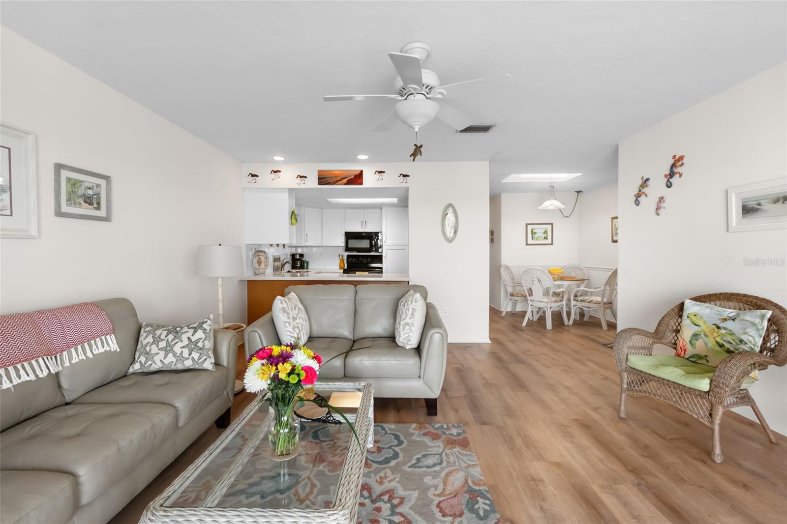 PELICAN COVE RESORT PH II - Residential