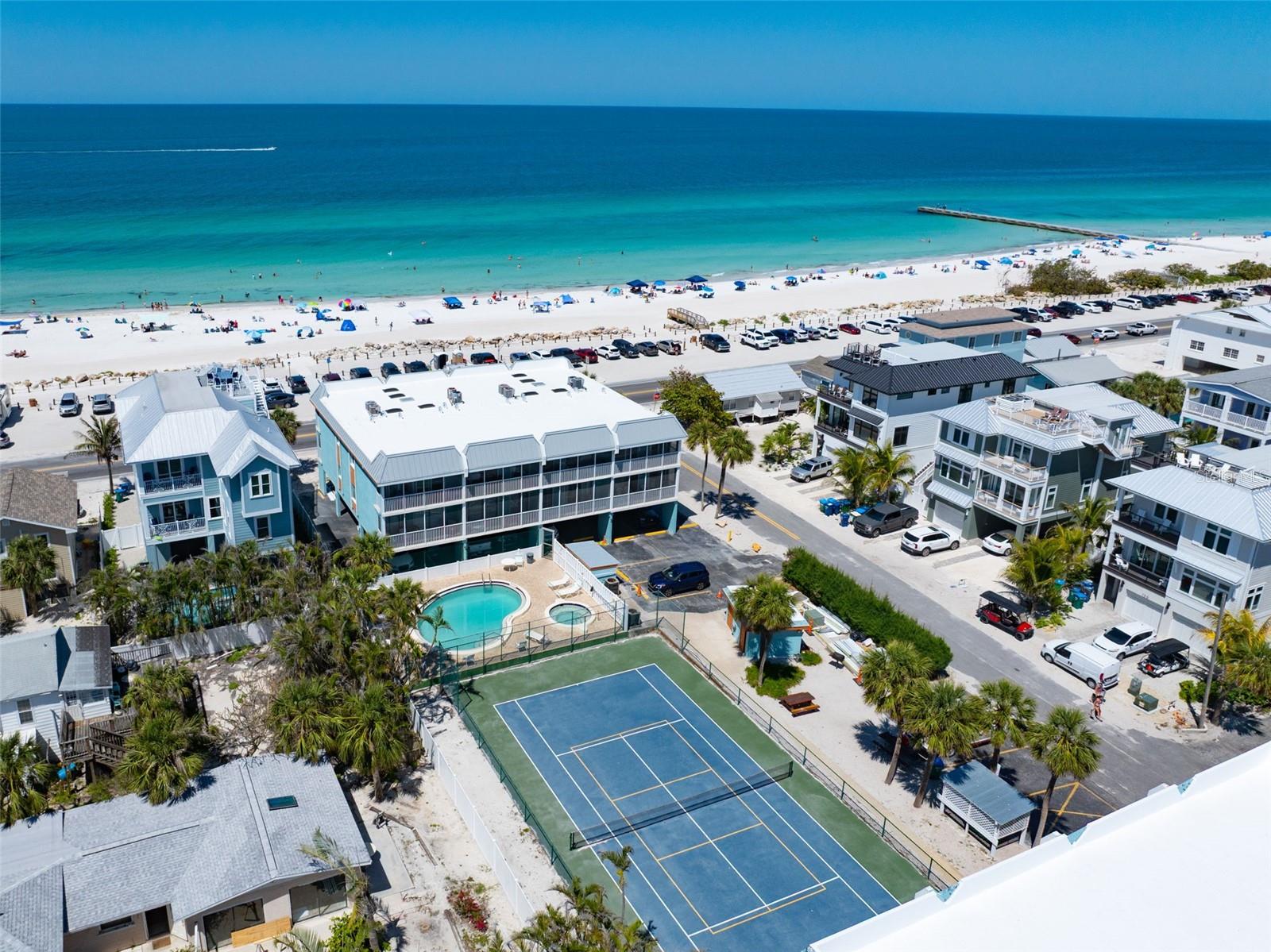 PELICAN COVE RESORT PH II - Residential