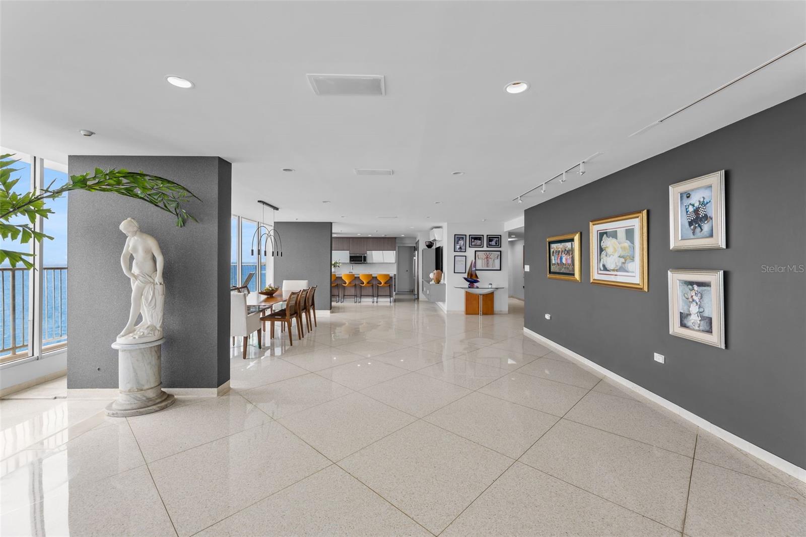 1035 ASHFORD AVENUE WEST PH-B