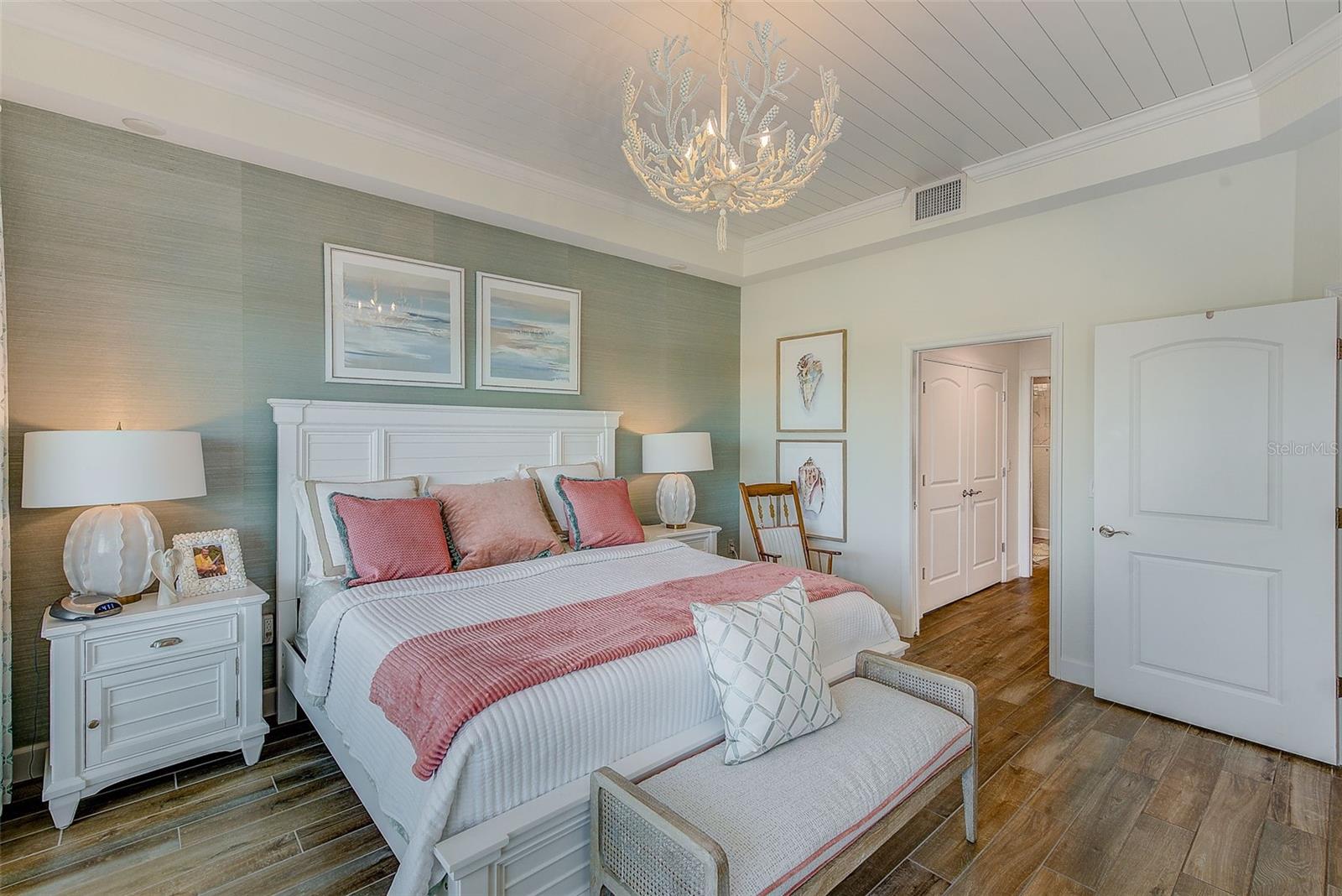 ANCHORAGE THE CONDO - Residential