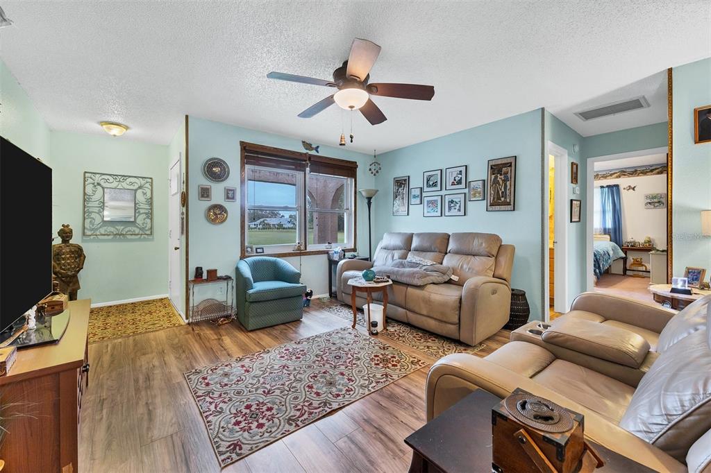 WATERLINE RD - Residential